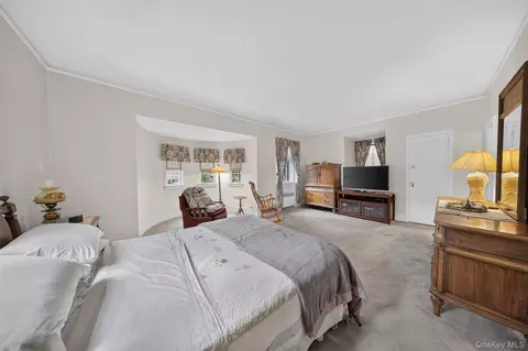 Bedroom - 168-09 29th Ave, Flushing, NY 11358 photo 1 of 5