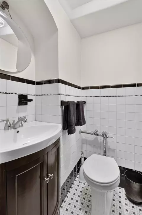 Bath - 168-09 29th Ave, Flushing, NY 11358 photo 5 of 5