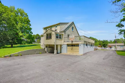 Exterior - 168 Jackson St, Fishkill, NY 12524 photo 3 of 4