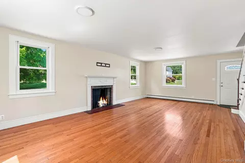 Living - 168 Jackson St, Fishkill, NY 12524 photo 5 of 6