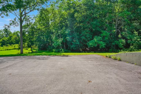 Exterior - 168 Jackson St, Fishkill, NY 12524 photo 4 of 4