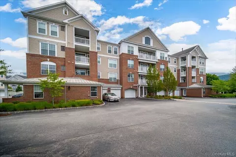 Exterior - 732 Regency Dr #732, Fishkill, NY 12524 photo 1 of 9