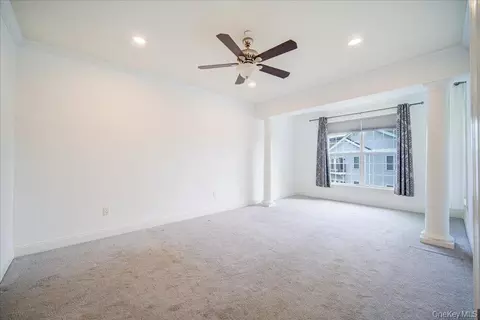 Living - 732 Regency Dr #732, Fishkill, NY 12524 photo 8 of 8