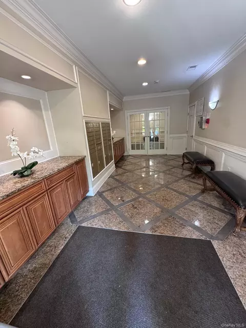 Entry Way - 622 Regency Dr, Wappinger, NY 12524 photo 5 of 6