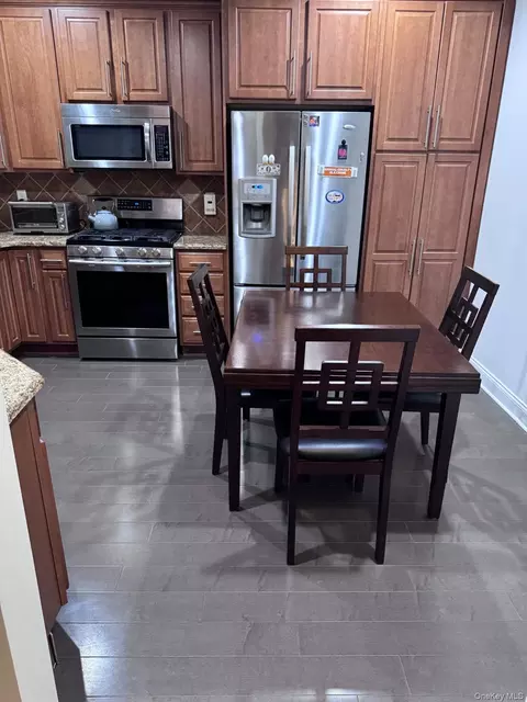 Kitchen - 622 Regency Dr, Wappinger, NY 12524 photo 2 of 2