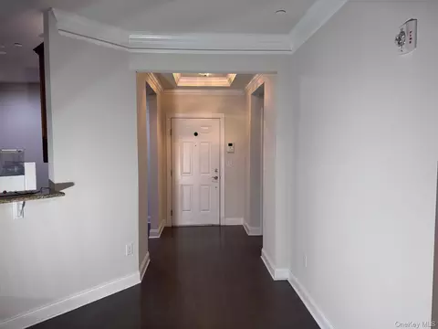 Entry Way - 622 Regency Dr, Wappinger, NY 12524 photo 2 of 6