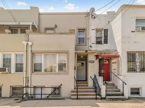 3057 Williamsbridge Rd, New York, NY 10467