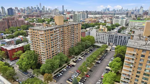 185 Hall St #1010, Brooklyn, NY 11205