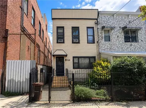 123 Milford St, Brooklyn, NY 11208