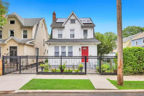 11549 165th St, Jamaica, NY 11434