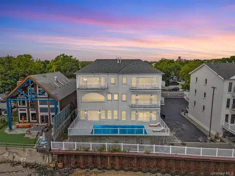 4 Angelas Pl #1, New York, NY 10465