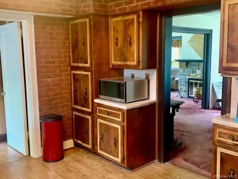 Kitchen - 330 E Devonia Ave, Mount Vernon, NY 10552 photo 2 of 2