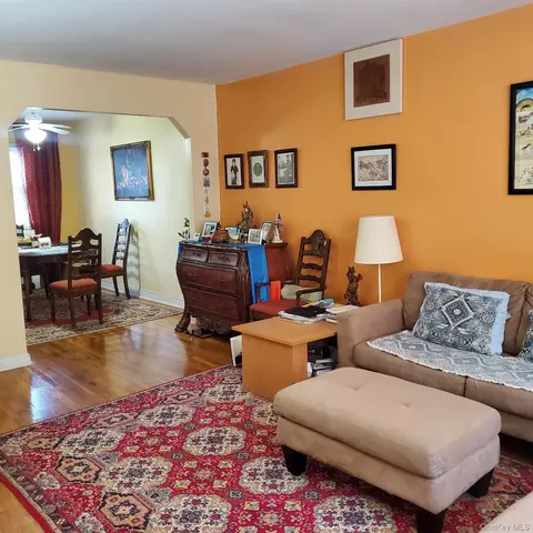 1162 Adee Ave, New York, NY 10469