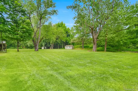 Exterior - 485 Sheafe Rd, Poughkeepsie Town, NY 12601 photo 3 of 3