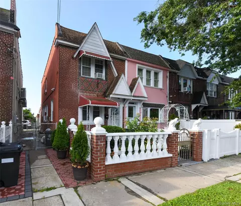 126-12 116th Ave, New York, NY 11420