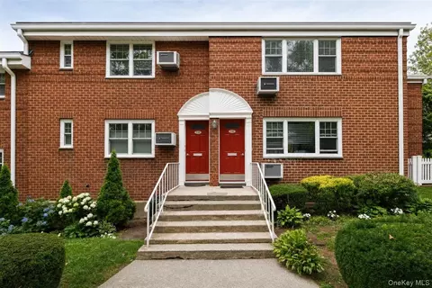 78-02 Cloverdale Blvd #UPPER, Oakland Gardens, NY 11364
