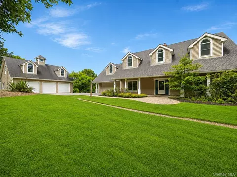 49 Helms Hill Rd, Washingtonville, NY 10992