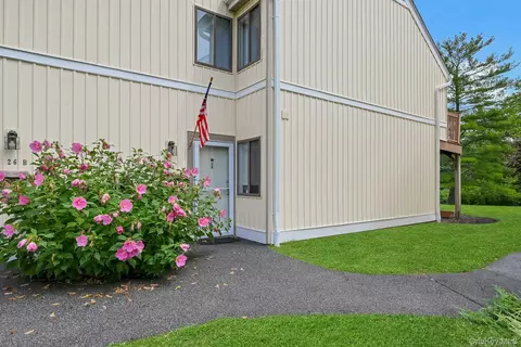 26 Kenneth Stuart #A, Yorktown, NY 10547