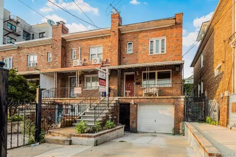 725 E 230th St, New York, NY 10466