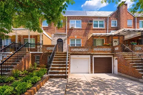 2118 E 26th St, Brooklyn, NY 11229