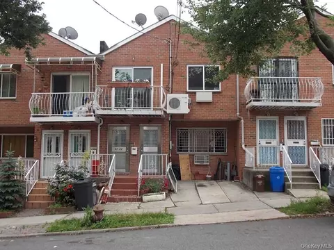 6022 83rd Pl, New York, NY 11379