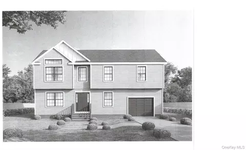 130 Center St, Holbrook, NY 11741