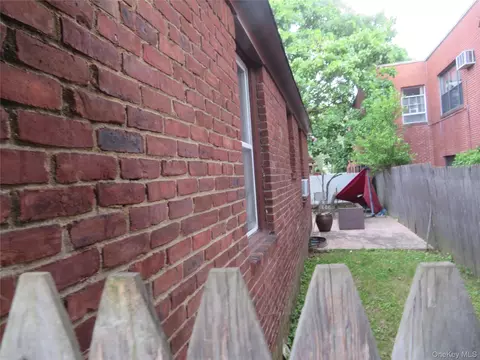740 Wesley St, Baldwin, NY 11510 photo 4