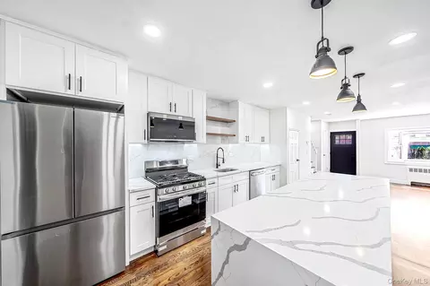 4059 Paulding Ave, New York, NY 10466