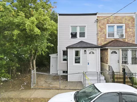 11829 154th St, Jamaica, NY 11434