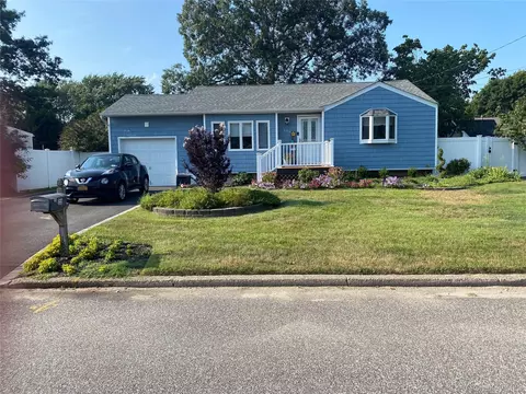 155 Howard St, Port Jefferson Station, NY 11776