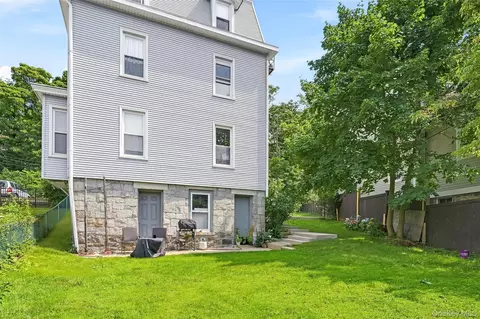 Exterior - 1095 Boston Post Rd, Rye, NY 10580 photo 3 of 3