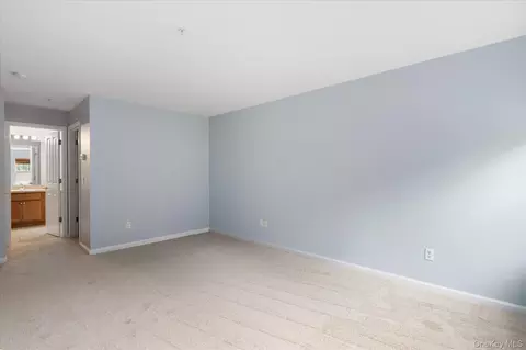 Bedroom - 414 Highridge Ct, Peekskill, NY 10566 photo 1 of 4