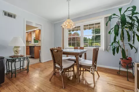 Dining - 4 Broadview Rd, Poughkeepsie, NY 12603 photo 1 of 3