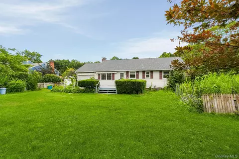 Exterior - 4 Broadview Rd, Poughkeepsie, NY 12603 photo 14 of 21