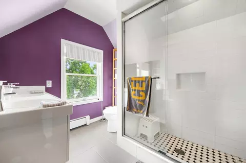 Bath - 3011 Murray St, Flushing, NY 11354 photo 4 of 4
