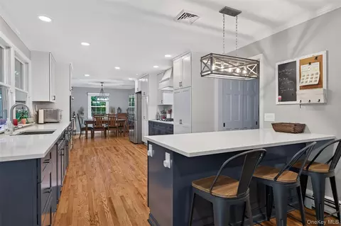 Kitchen - 39 Park Dr, Ossining, NY 10562 photo 3 of 3