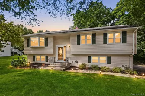 Exterior - 5 Mcgarrah Rd, Monroe, NY 10950 photo 3 of 16