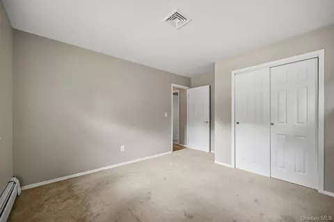 Bedroom - 5 Mcgarrah Rd, Monroe, NY 10950 photo 2 of 7