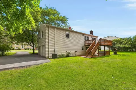 Exterior - 5 Mcgarrah Rd, Monroe, NY 10950 photo 10 of 16