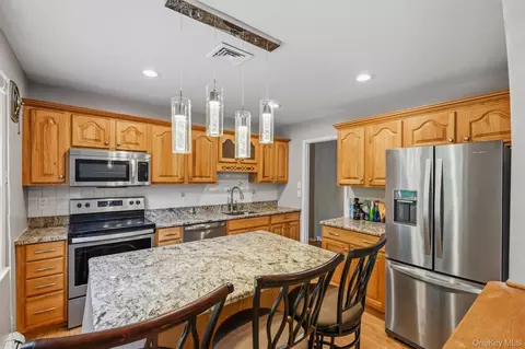 Kitchen - 5 Mcgarrah Rd, Monroe, NY 10950 photo 1 of 2