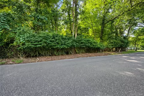 0 Swezeytown Rd S, Brookhaven, NY 11953