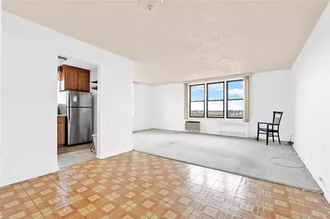 108-05 Astoria Blvd #6-A, New York, NY 11369