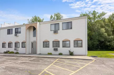23 Scarborough Ln #A, Wappinger, NY 12590