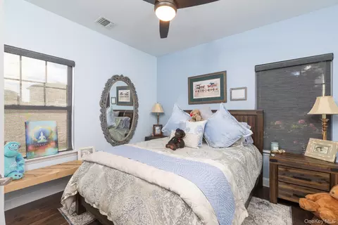 Bedroom - 54 Barley Ln #54L, Patchogue, NY 11772 photo 2 of 2