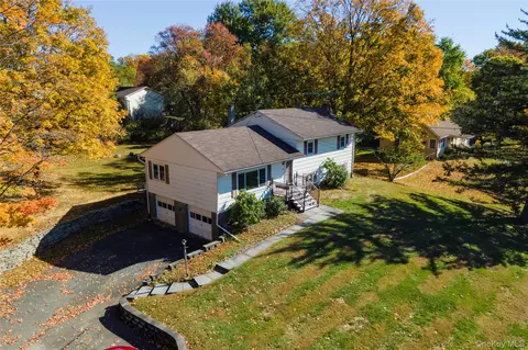 172 Ridge Rd, Highland Mills, NY 10930