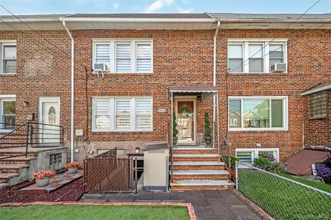 11446 145th St, Jamaica, NY 11436