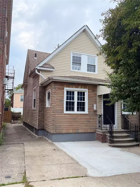 1627 Pilgrim Ave, New York, NY 10461