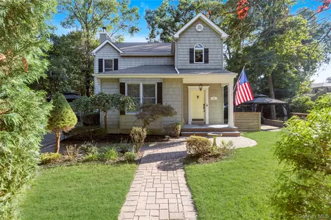 62 Douglaston Rd, Sound Beach, NY 11789