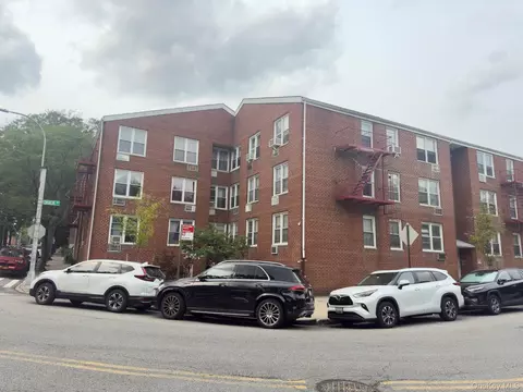 134-05 Dahlia Ave #1, Flushing, NY 11355