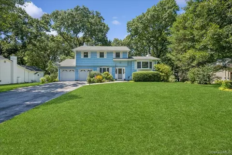 28 Winthrop Dr, Cortlandt, NY 10567
